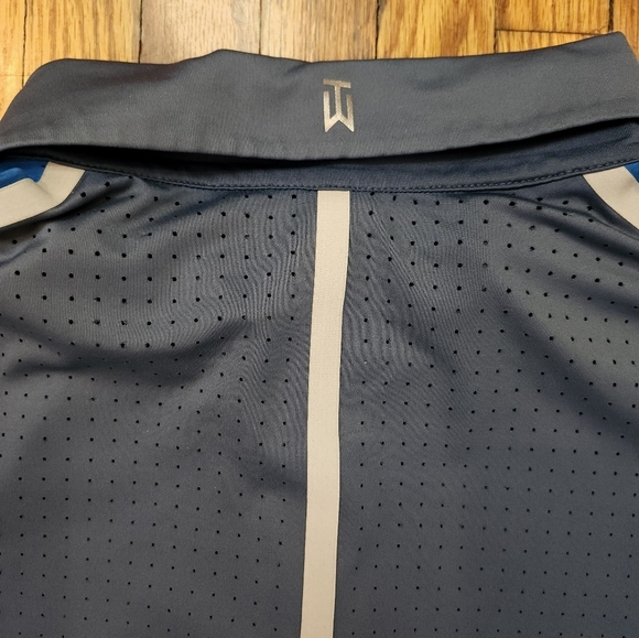 Nike Tiger Woods Mens Golf Polo Shirt Size XL Blue Dri-Fit Perforated - Picture 8 of 8